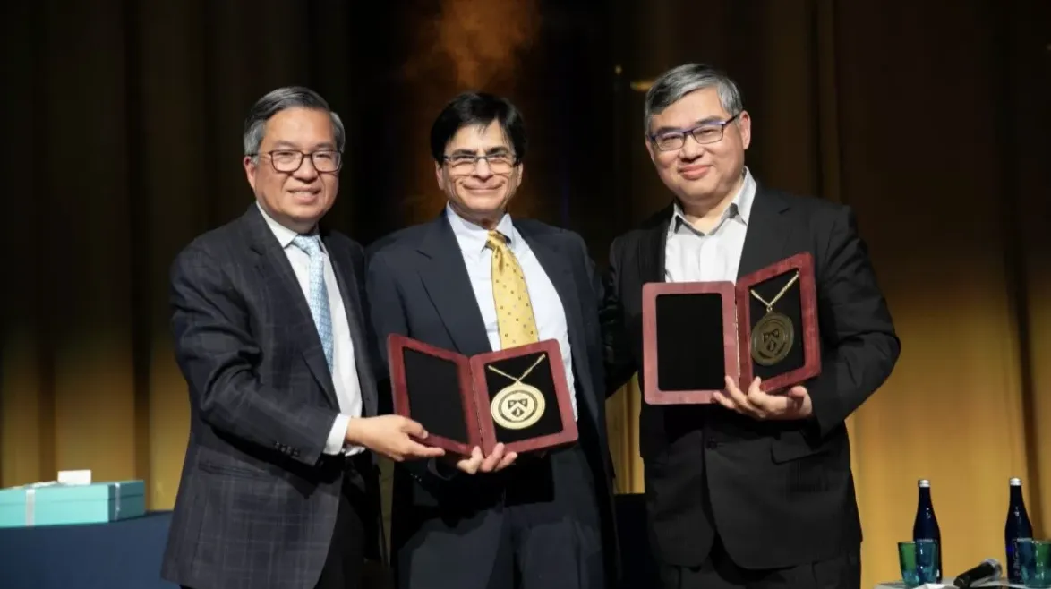 Left to right: Shih-Fu Chang, Steven Feiner, Fermi Wang.
